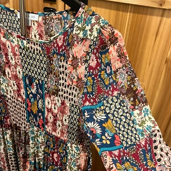 Floral & Ivy Floral Themed Patchwork Blouse - Picture 8 of 12